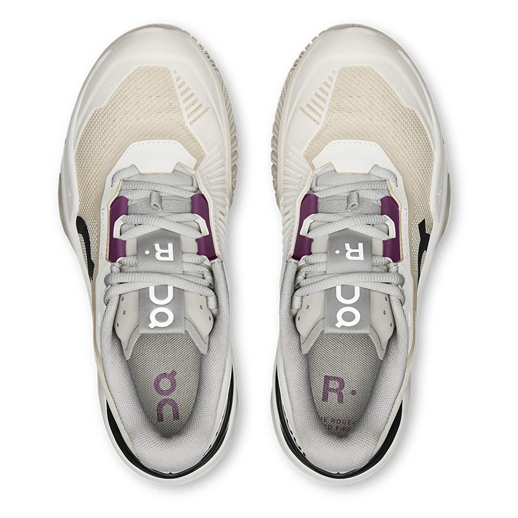 Women's THE ROGER Pro Fire Shoes Grain and Ivory