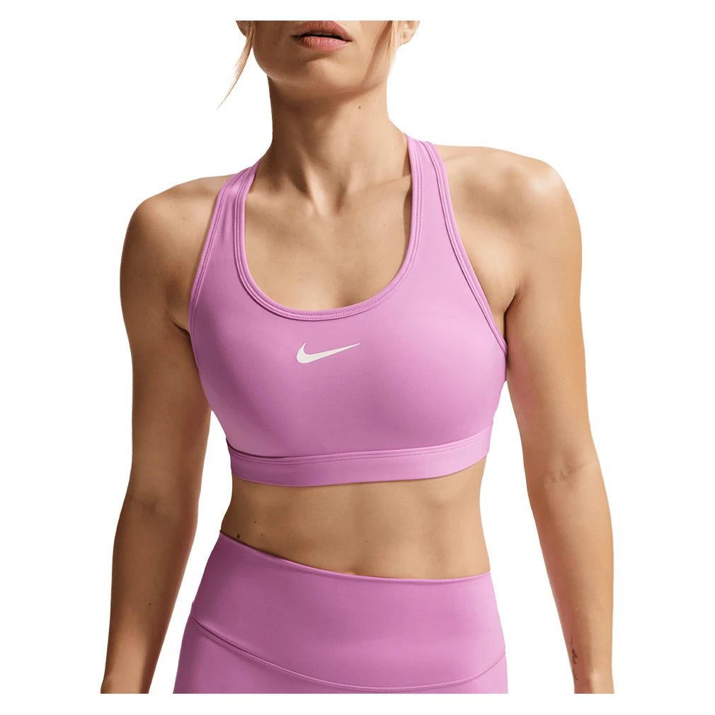 Women's Swoosh Medium-Support Padded Sports Bra