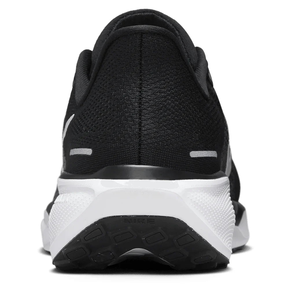 Men's Pegasus 41 Running Court Shoes Black and White