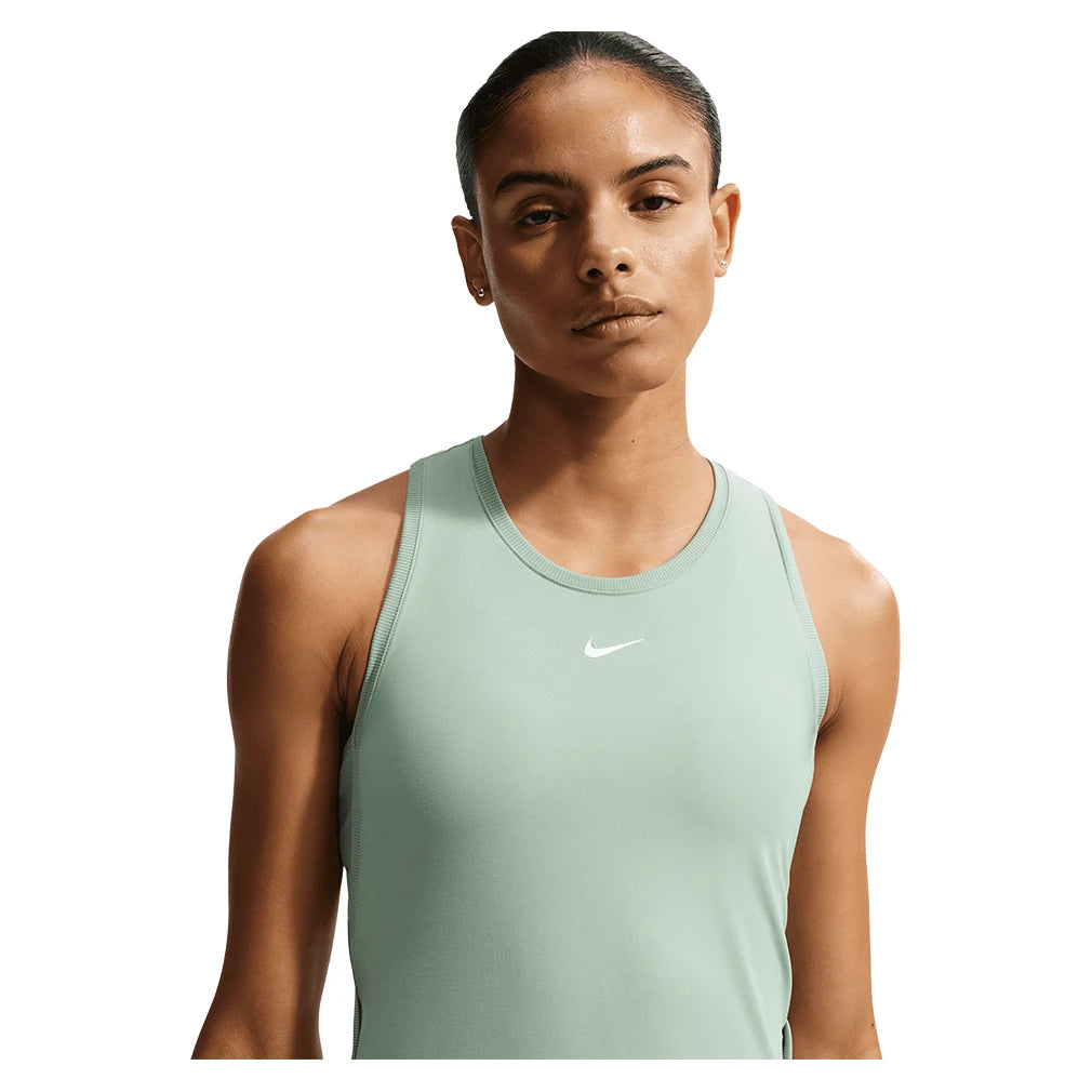Women's Dri-FIT Victory Sleeveless Tank