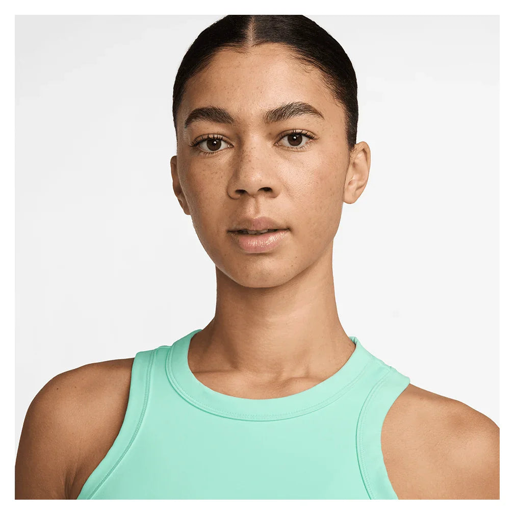 Women`s One Fitted Dri-FIT Cropped Tennis Tank Top