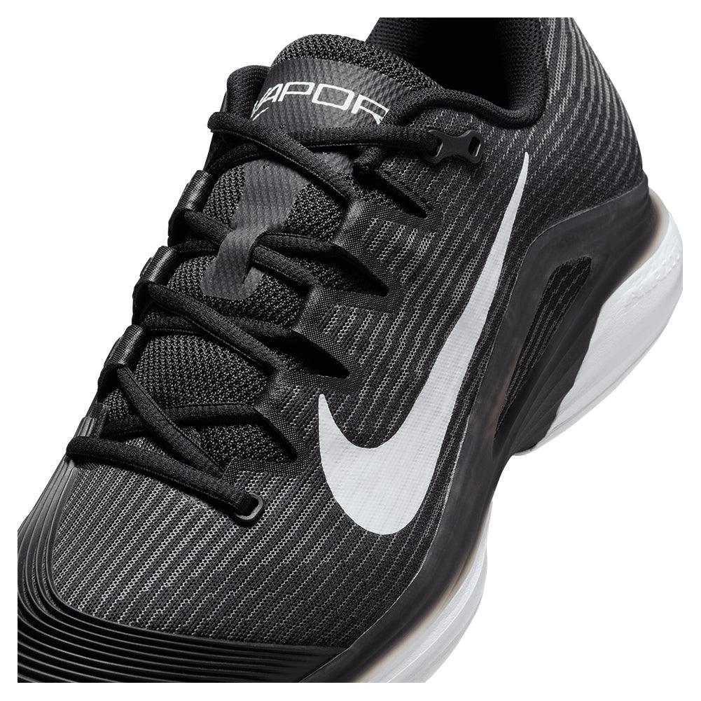 Men's Zoom Vapor 12 Shoes Black and White