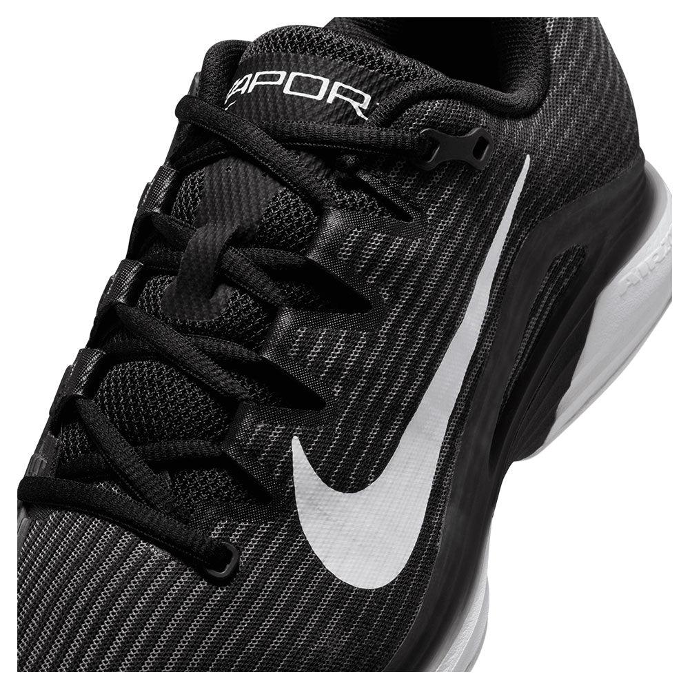 Women's Zoom Vapor 12 Shoes Black and White