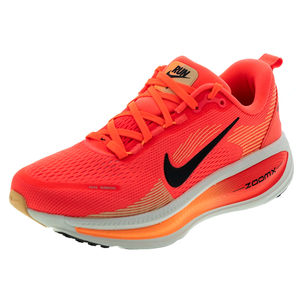 Women's Vomero 18 Running Shoes Hot Lava and Black