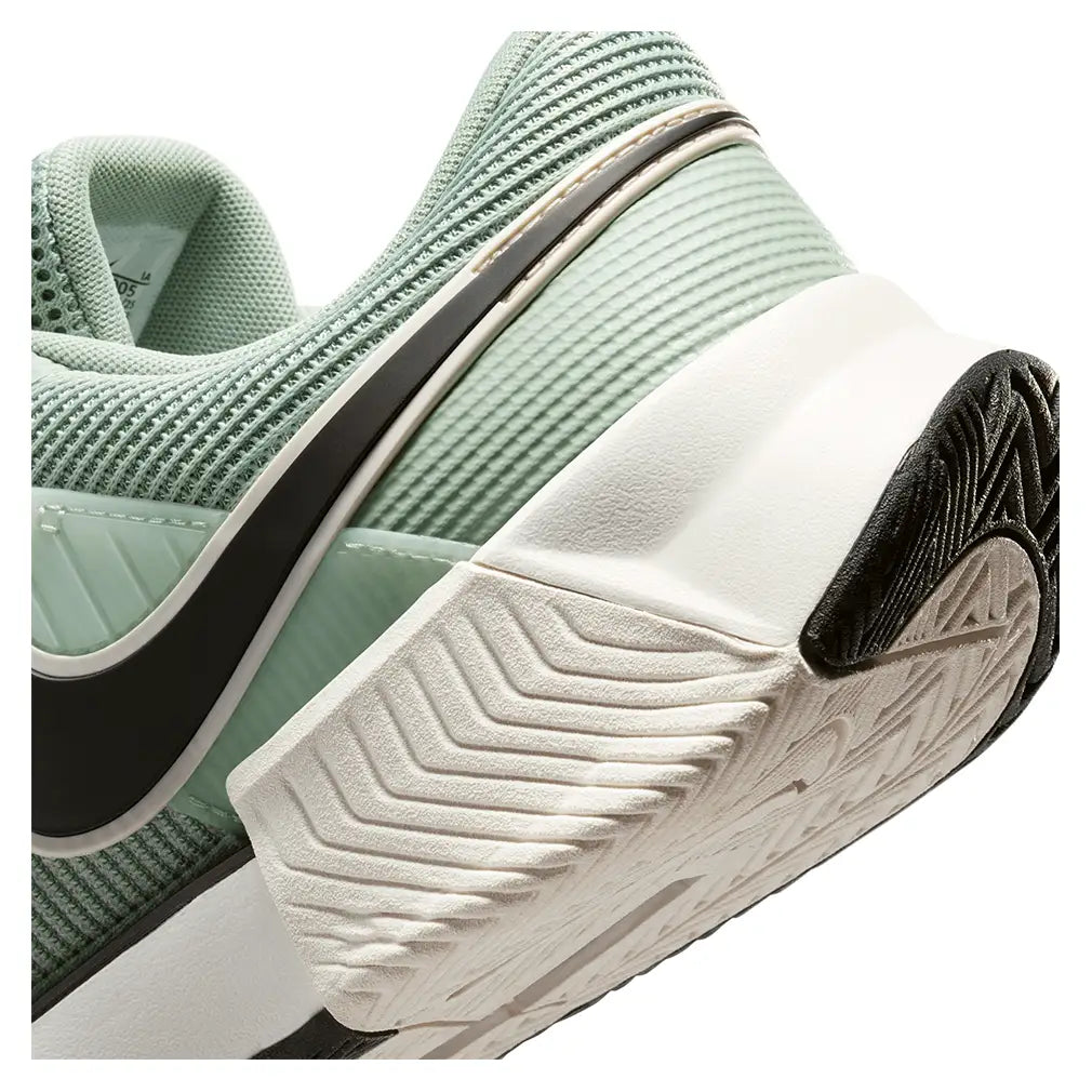 Men's Zoom GP Challenge 1.5 Court Shoes Steam and Black
