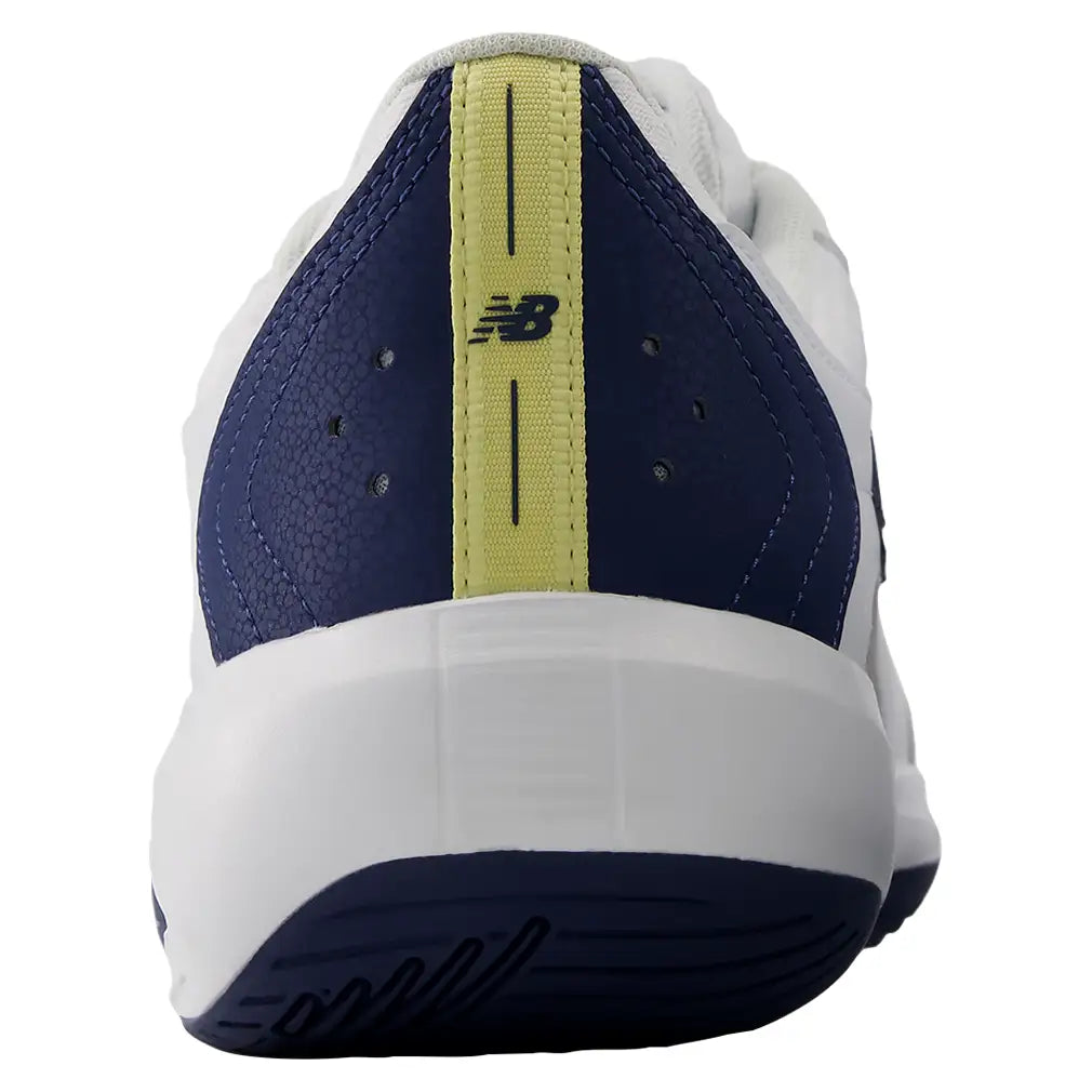 Men's 696v7 2E Width Shoes White and Enoki