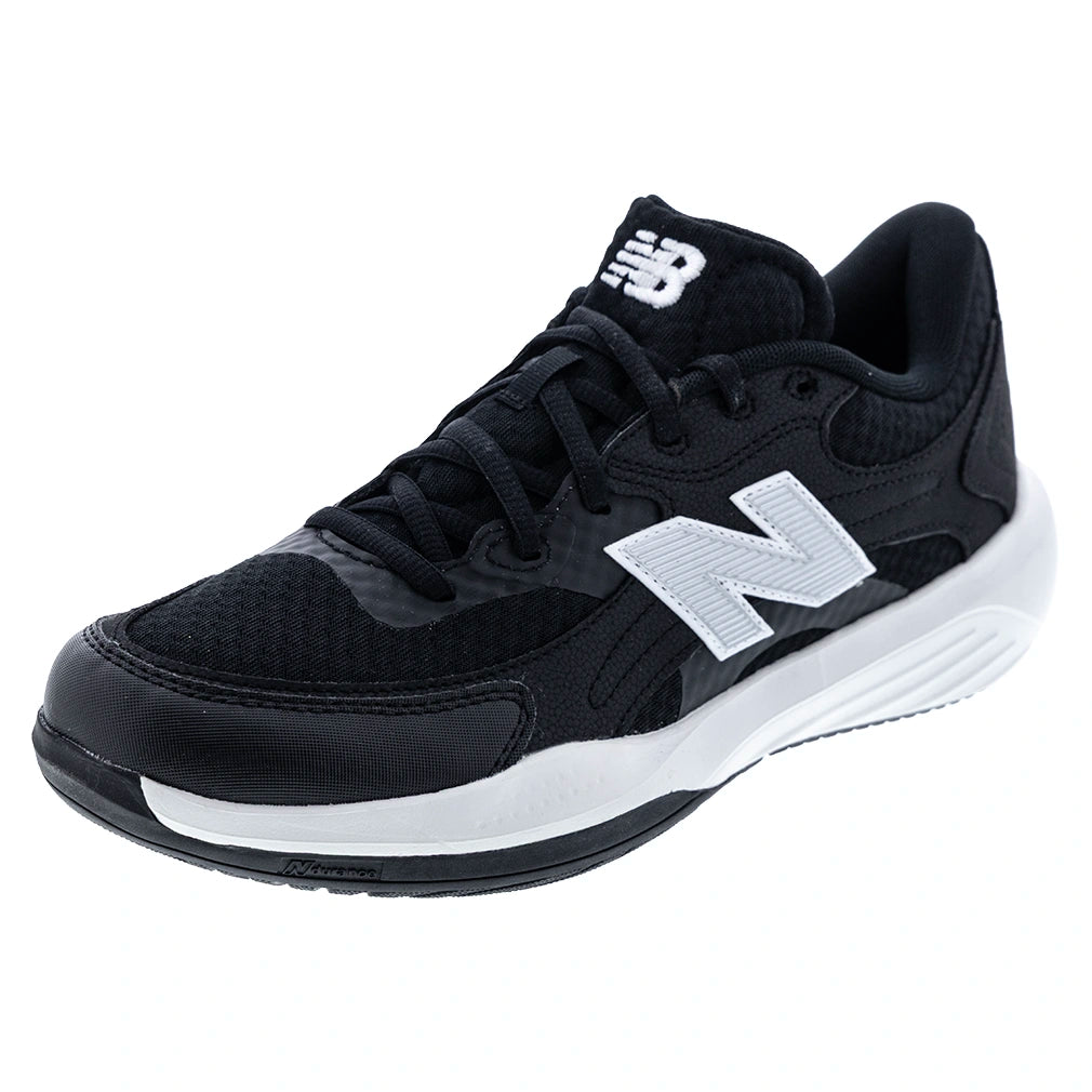 Men's 696v7 D Width Shoes Black and White