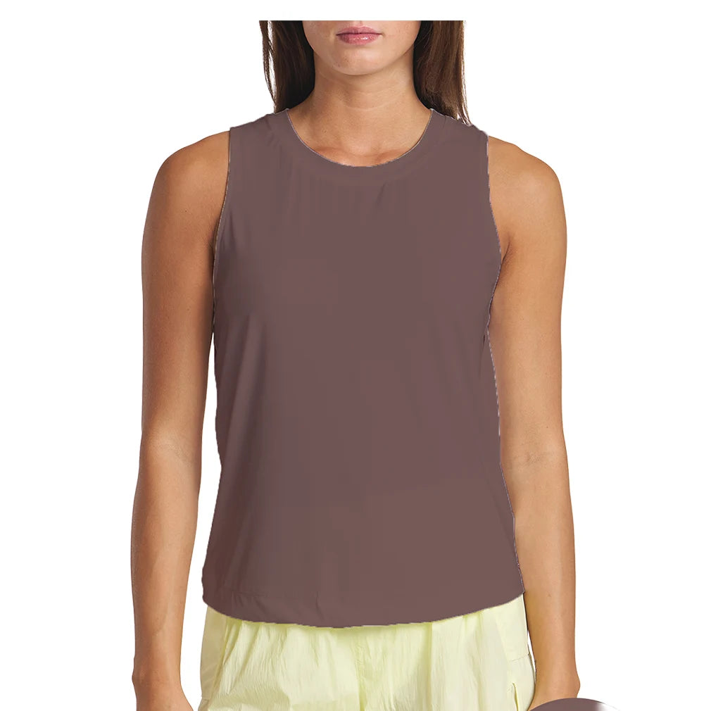 Women`s Keyhole Performance Tennis Tank Mocha