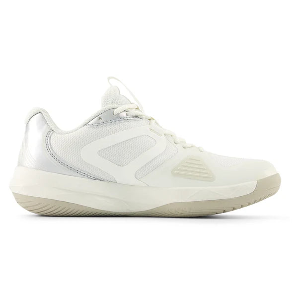 Women's FuelCell 796v5 D Width Court Shoes Sea Salt and Metallic Silver 877 C