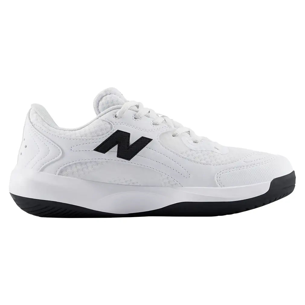 Women's 696v7 2E Width Shoes White and Black
