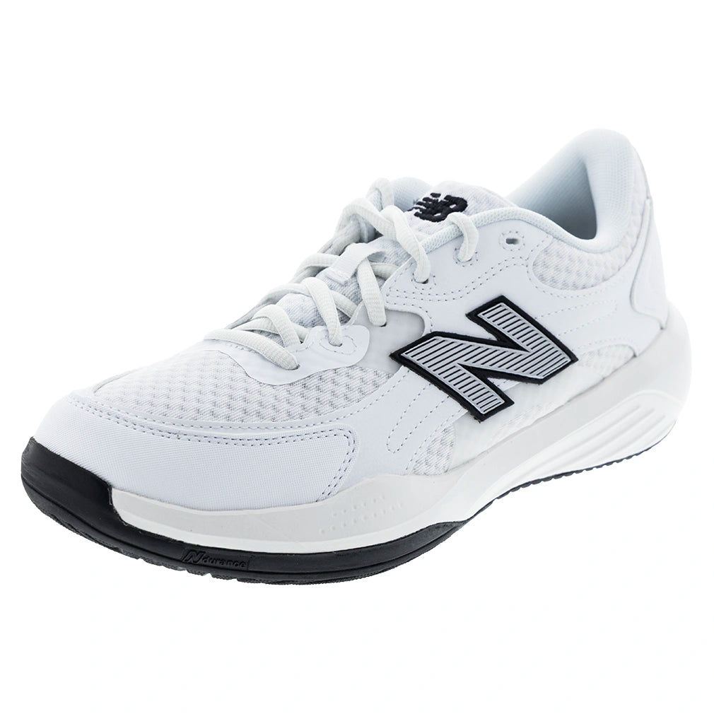 Women's 696v7 2E Width Shoes White and Black